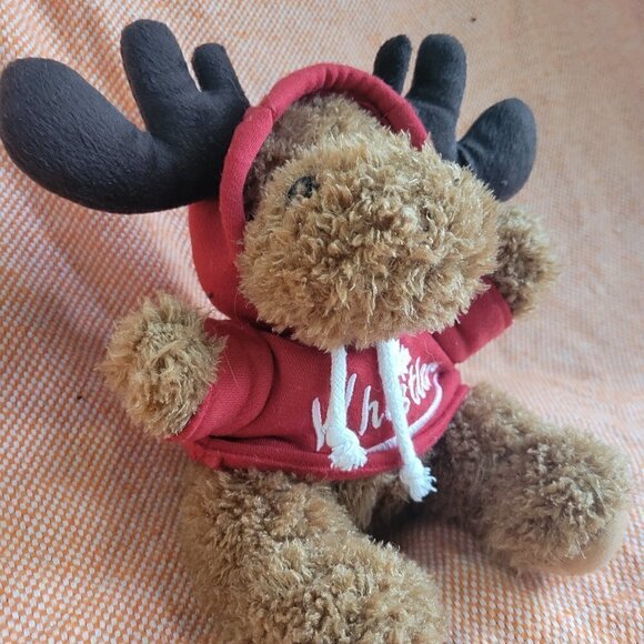 NWOT Creature Comforts Moose With Red Whistler Hoodie With Maple Leaf Embroidery - Picture 7 of 8